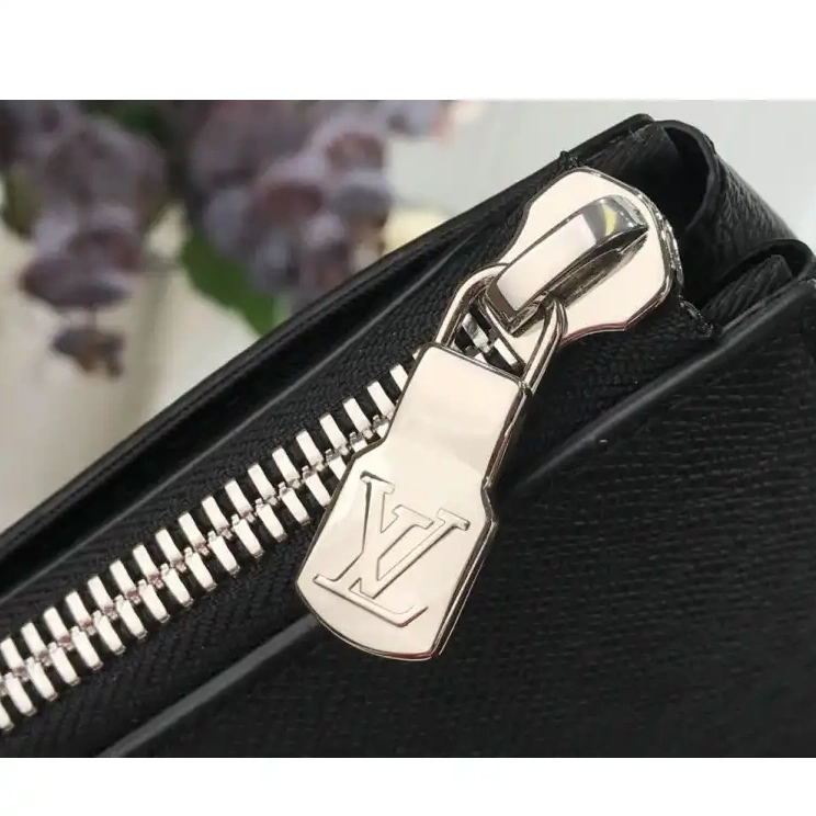 Official Brother Sam 205FY0189 LV Bags 0626
